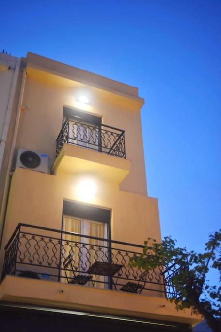 City Pearl Dntwn Apts Heraklion  Exterior photo